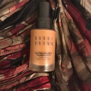 Bobbi Brown Long Wear Even Finish SPF15 Foundation